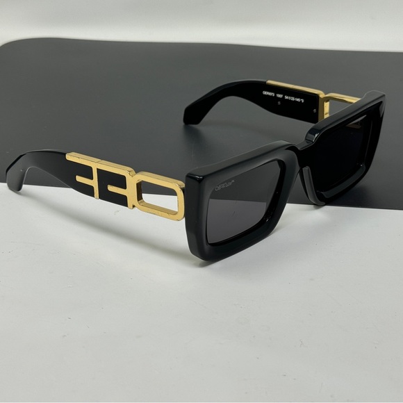 OFF-WHITE Sunglasses Boston OERI073 1007Authentic some scratches - Picture 1 of 12